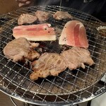 元氣七輪焼肉 牛繁 - 