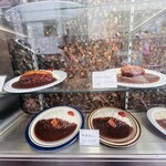 カレー専門店 クラウンエース - ショーケース②