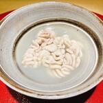 弐之蔵 - 昆布だしでたいたあたたかいたち