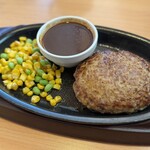 ガスト - 料理写真:チーズインハンバーグ(828円)