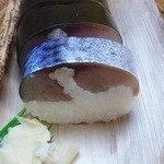 いづ重 - 鯖寿司