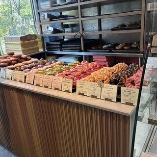 RACINES DONUT&ICE CREAM_0