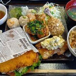 わ楽 - 料理写真:鶏三昧プレート定食