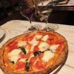 ピッツェリア　イルソーレ　天サン - スペシャル　マルゲリータ：1290円(’15.01月)