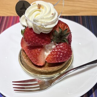 ザ ロイヤル カフェ ヨコハマ モンテローザ_0