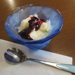 Hana yui - デザートの果物、アイスの場合あり