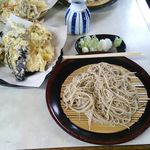 八甲田そば処きこり - 天ぷらのボリューム　凄いです！