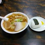 マルミ・サンライズ食堂 - ベストカップル　　　　　　      ラーメン＋おにぎり