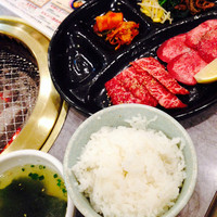 川崎名物 炭火焼肉 食道園 - 炭火で頂く、平日ランチ。