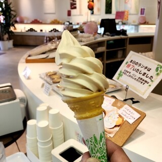 ベーカリーカフェ パーシモン_1