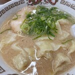 長浜ラーメン リキマル - 料理写真: