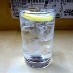 赤ひげ - 「麦焼酎」（350円）の水割り