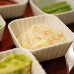 趙楊 - "迎春冷盤（はるをむかふるさきづけ）"、蝦仁（むきえび）