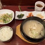 チョンギワ新館 - ソルロンタン定食