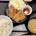 松のや - 料理写真:ムートート定食(ライス小盛)