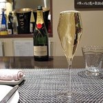 レストラン バカール - モエ・エ・シャンドン　￥1,500