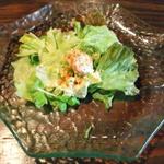 ぎんの月 - アボカドとエビのサラダ ぎんのつき特製ドレッシング（過去の特別限定メニュー）