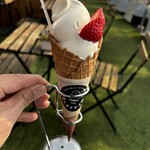 まんまイチゴ園 - ソフトクリーム生いちご
