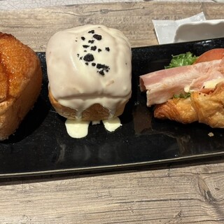 BAKERY RESTAURANT C_0