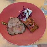 ブラカリイタリア料理店 - メインの豚肉と魚のフライ