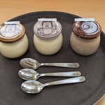 まほろば大仏プリン本舗 - 料理写真: