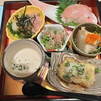 伊豆の旬 やんも 丸の内店 - 前　菜 『彩り四種盛り』