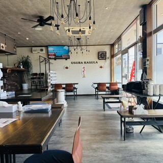 酒場食堂 ウスラ カスラ_2