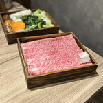 黃金出汁涮涮鍋與江戶前壽司 肉之Asatsu 梅田御初天神店 - 