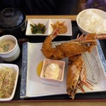 マルトモ水産 鮮魚市場 - 