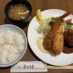 グリル ぶどう亭 - 