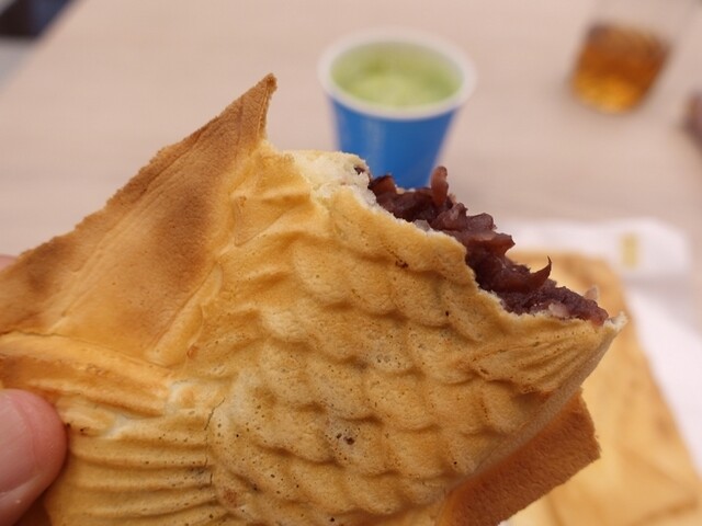 Taiyaki Kanda Daruma Honten - Ogawamachi/Taiyaki, Obanyaki | Tabelog