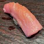 Sushi Tokyo Ten、 橫濱店 - いきなりの中トロ　美味！