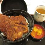 ヨーロッパ軒 - 料理写真:ソースかつ丼(3枚) 1250円
