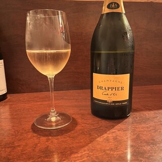 Academic Wine Bar ワインのばか