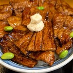 豚丼のはなとかち - 半バラ中盛