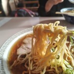 浅草軒 - 麺リフト