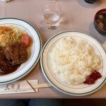 ファミリーキッチン馬車屋 - 