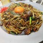 スタミナ料理・もつ焼き いな屋 - 〆の焼きそば
