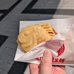 鳴門鯛焼本舗 - 料理写真: