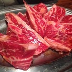 焼肉重慶 - カルビ６５０円