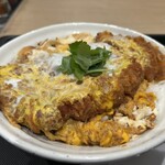 松屋 - 料理写真:ロースカツ丼（並）690円