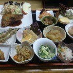 Shikinoka - ・おまかせA定食 おかずだけババーン