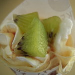 コイケヤ - キウイとヨーグルトの酸味に和三盆と黒蜜。上品な甘さの中にさっぱりとした和のテイスト！！