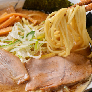 煮干し中華 八_2