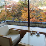 山中温泉　花紫 - ロビーでゆったりとくつろぎました。