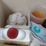 deux Montagne - ショートケーキとシュークリームとプリン