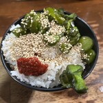 家家家 - ライス（無料）に胡麻、カッパ、豆板醤をトッピング！