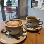 コスタコーヒー - ドリンク写真:ホワイトフラット、アメリカーノ