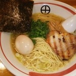 らーめん田 - 火曜日限定の中華そば❤鶏ベースのあっさり塩ラーメン、旨し♪噂を聞いて途中下車した甲斐がありました(*´∀`)♪