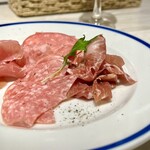 窯焼きピッツァとイタリアン食べ放題 チーズミート - 